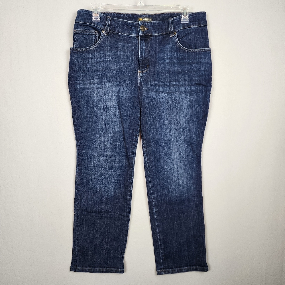 Lee Jeans Relaxed Straight Leg Mid Rise 16W Petite